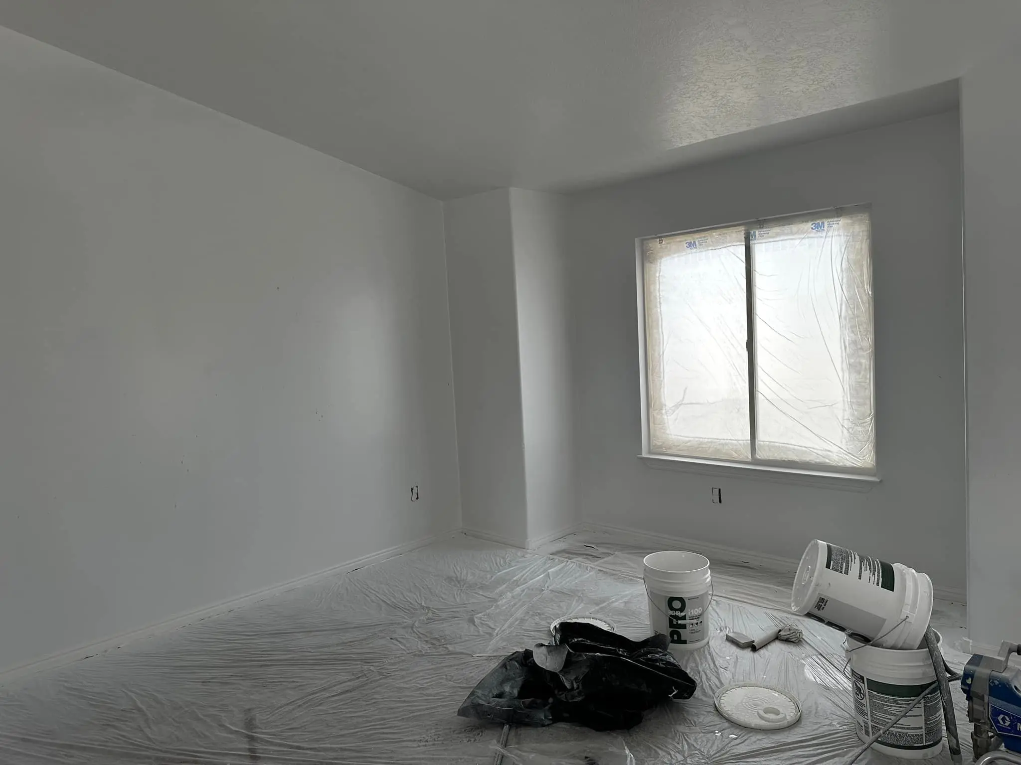 Painting offer by Extreme Clean & Handyman: Professional painting services for homes and businesses, interior and exterior.